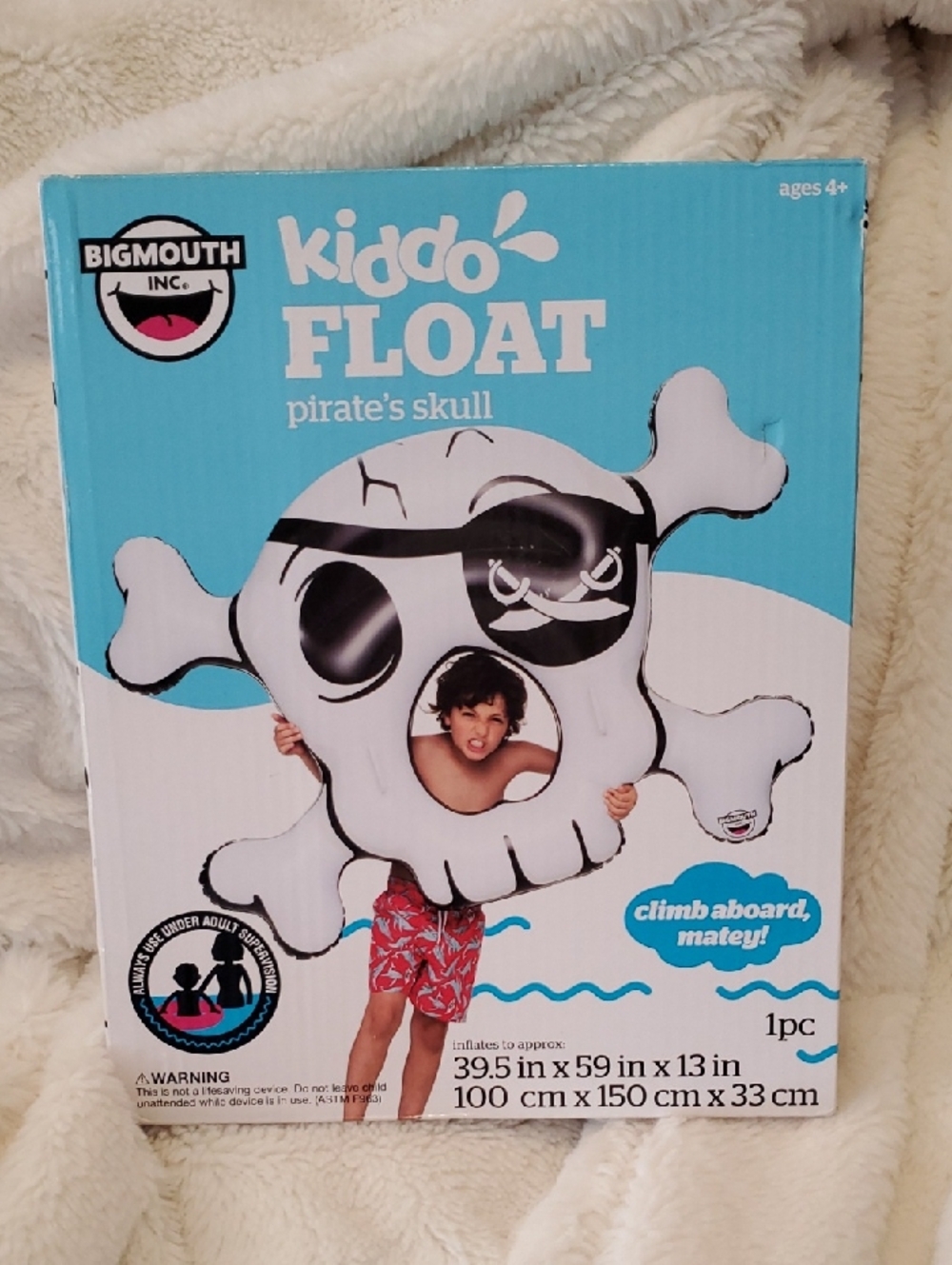 BigMouth Kiddo Float Pirate Skull - White & Black